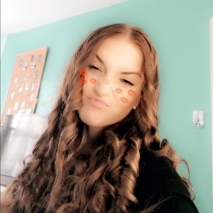 Meet your Posher, Stacey